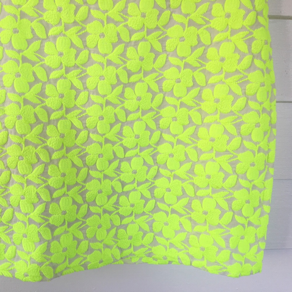 J. CREW BRIGHT YELLOW EMBROIDERED MINI SKIRT WOMENS SIZE 6 - Picture 3 of 15